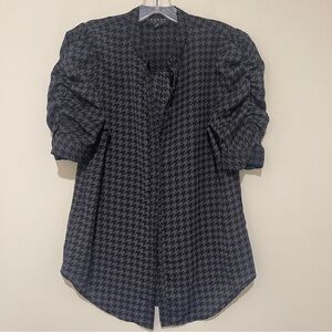 Laundry By Shelli Segal Black and Gray Houndstooth Top